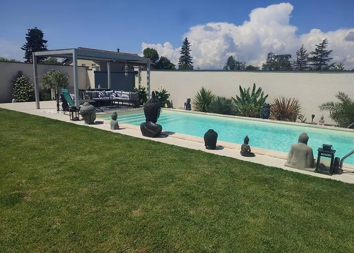 La Villa D\'A-Mours